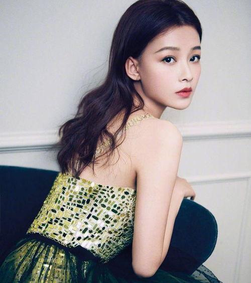 娱乐吃瓜君孙怡,娱乐吃瓜界的“瓜王”，揭秘娱乐圈幕后故事  第2张