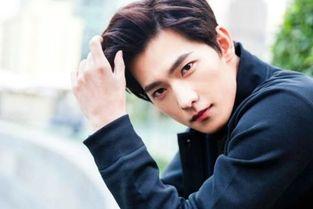 刘大锤爆料恋情杨洋视频,甜蜜视频曝光，粉丝热议  第2张